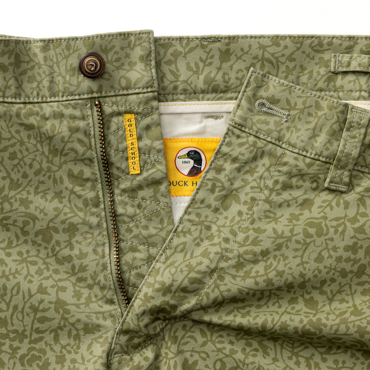 7" Gold School Chino Short - Tea Leaf Print - Image 4